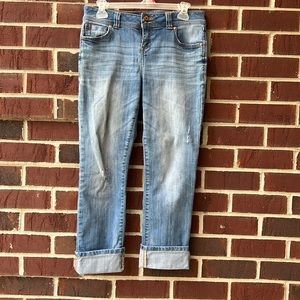 Inc straight leg crop denim with flap back pockets